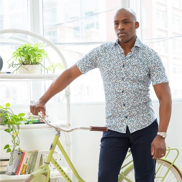 7 Downie Street  White and Blue Patterned Shirt - Picture 6 of 6